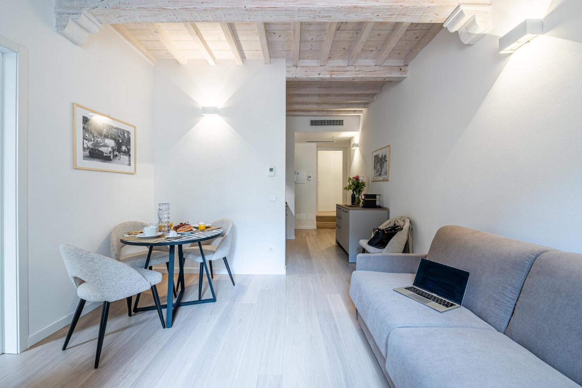 Algila Lifestyle Tornabuoni Apartments Флоренция Екстериор снимка